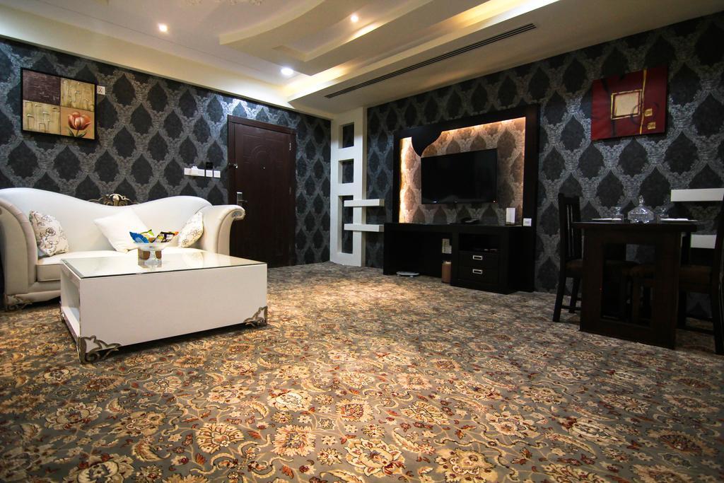 ריאד Rest Night Serviced Apartments- Alhamra חדר תמונה A room at the hotel