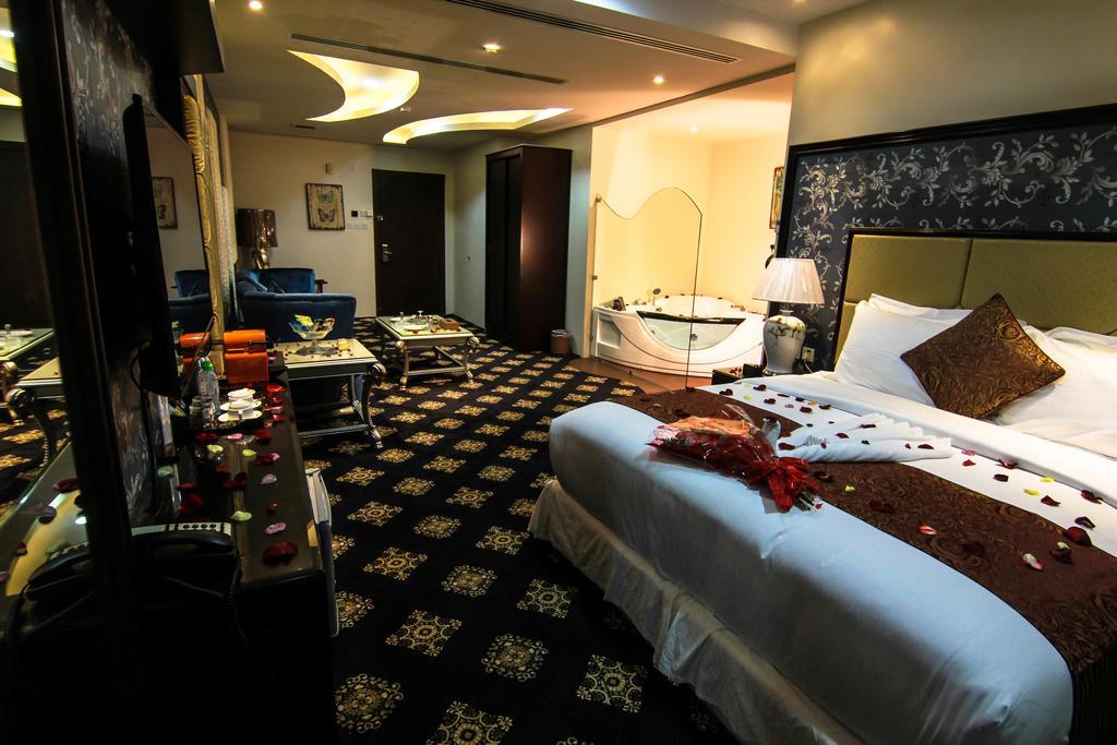 ריאד Rest Night Serviced Apartments- Alhamra מראה חיצוני תמונה A suite at the hotel