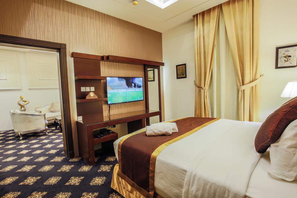 ריאד Rest Night Serviced Apartments- Alhamra מראה חיצוני תמונה A bedroom in the hotel