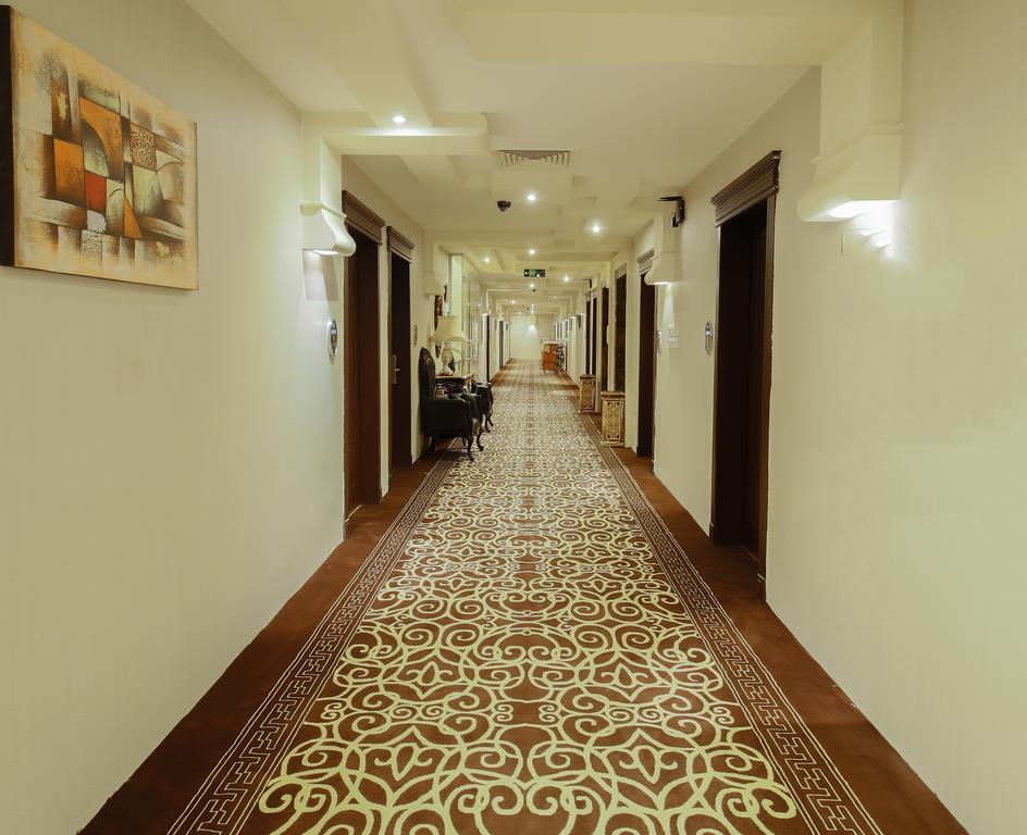 ריאד Rest Night Serviced Apartments- Alhamra מראה חיצוני תמונה A corridor at the hotel