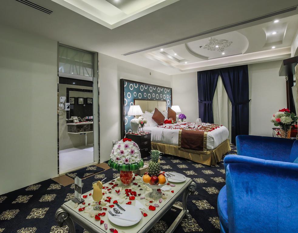 ריאד Rest Night Serviced Apartments- Alhamra מראה חיצוני תמונה Suite