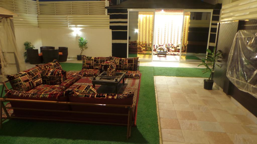 ריאד Rest Night Serviced Apartments- Alhamra מראה חיצוני תמונה A majlis