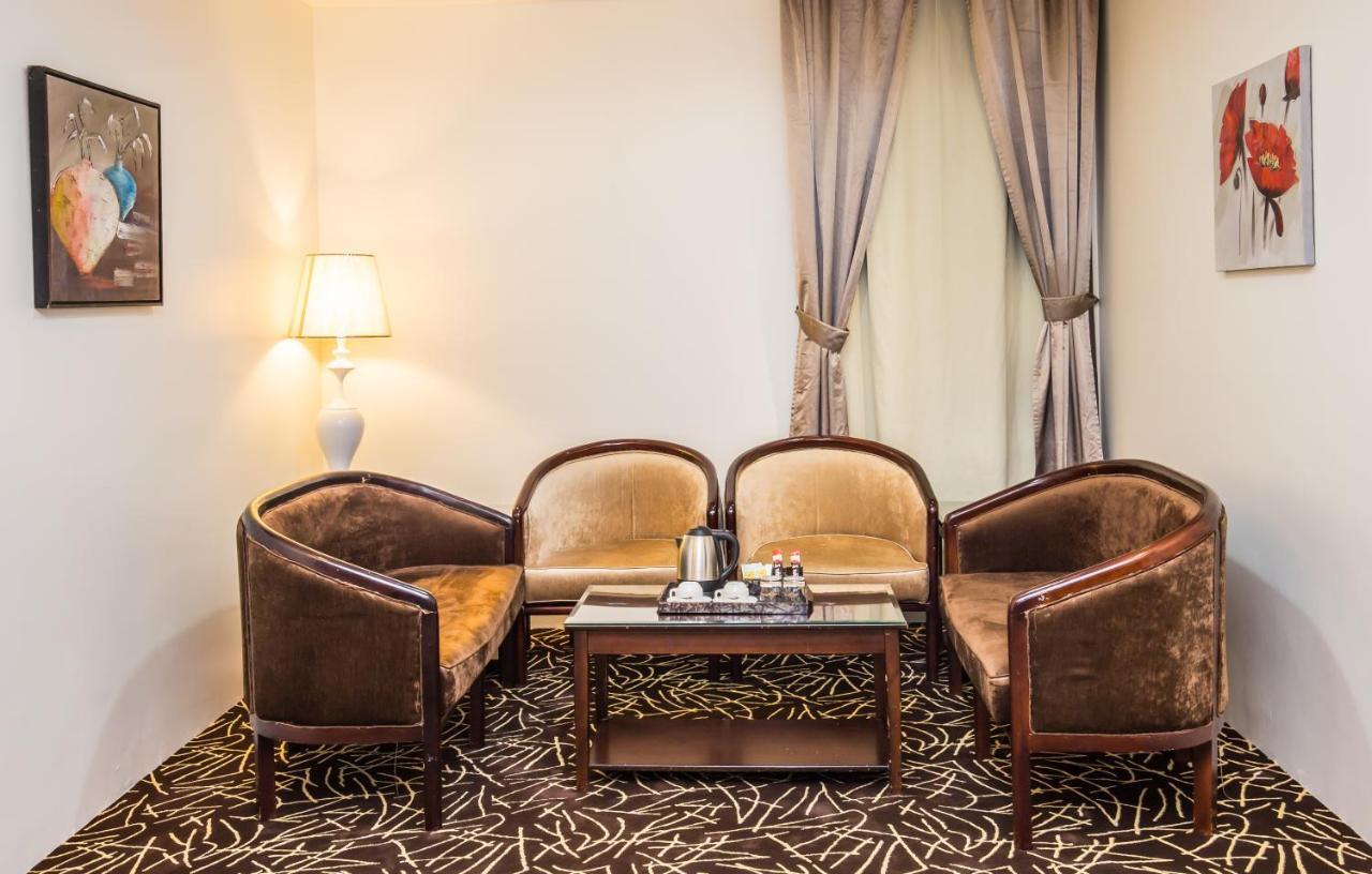 ריאד Rest Night Serviced Apartments- Alhamra מראה חיצוני תמונה